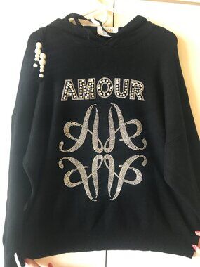 Women Hooded sweater Amore, by Brand Bazaar. Modeling label. S to M